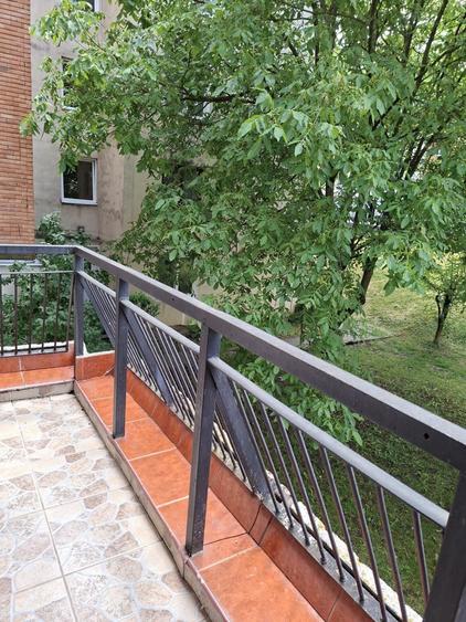 Apartament cu 2 camere decomandat în Tudor