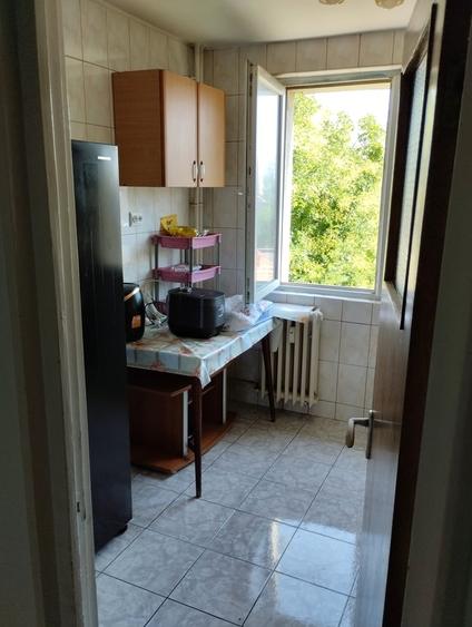 Apartament semidecomandat în Obor