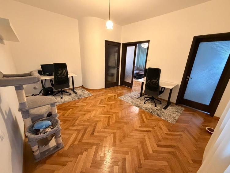 Apartament cu 3 camere circular în Unirii