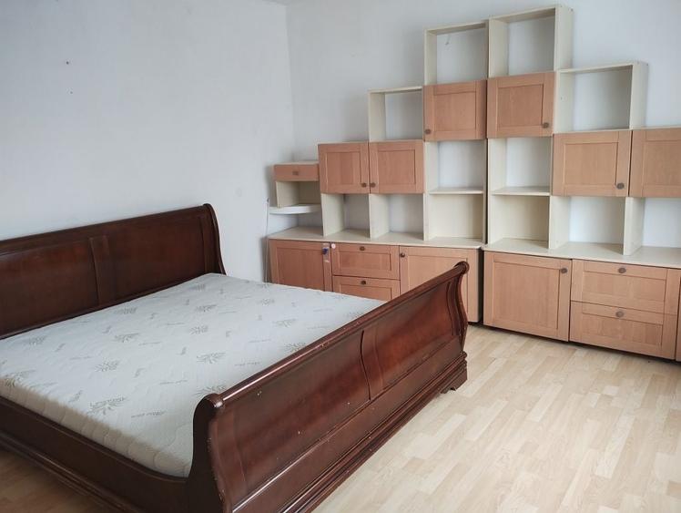 Inchiriez apartament 4 camere plopilor Nr.60 - 4