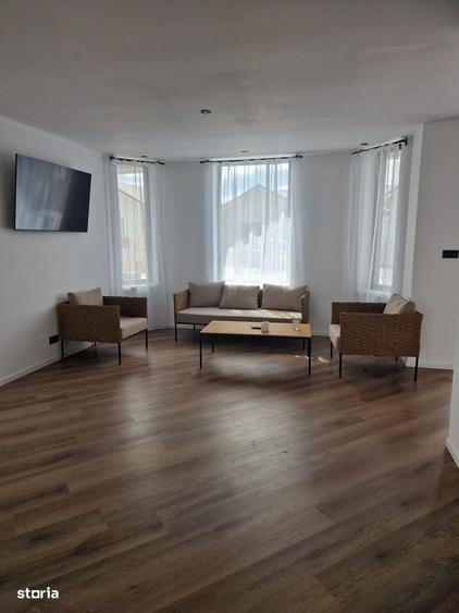 Casă cu 3 camere în Ciolpani