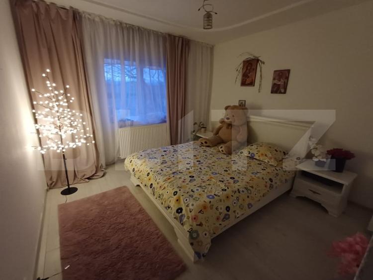 Apartament cu 3 camere decomandat, mobilat în Debarcader