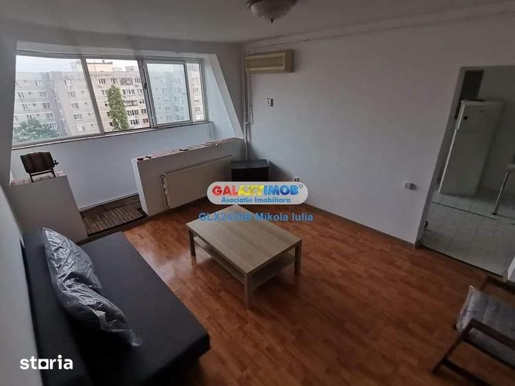 Apartament cu 3 camere în Drumul Taberei