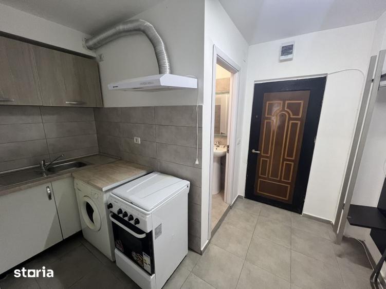 Garsoniera renovata, zona Insula - 3