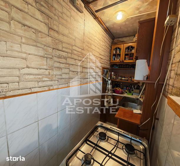 Apartament cu 2 camere decomandat în Mircea cel Bătrân