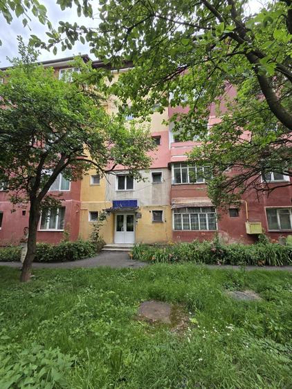 Apartament cu 3 camere în Petros