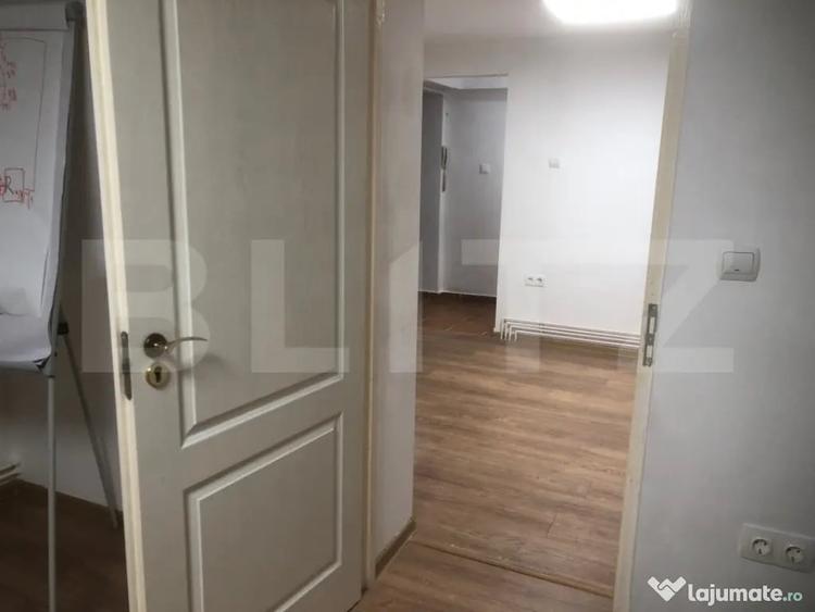 Spațiu comercial, de 40 mp, în Central