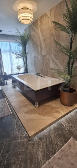 Penthouse cu 8 camere decomandat, mobilat în Frumoasa