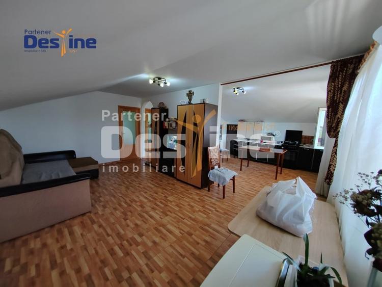 Casă individuală cu 6 camere cu Garaj în Copou
