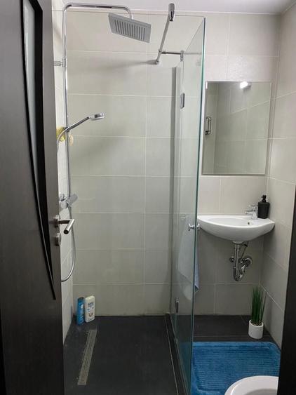 Apartament cu 3 camere decomandat, mobilat în Sud