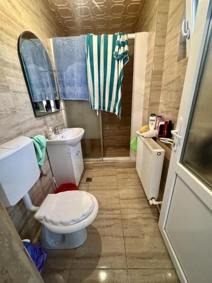 Casă individuală cu 2 camere cu Canalizare în Uroi
