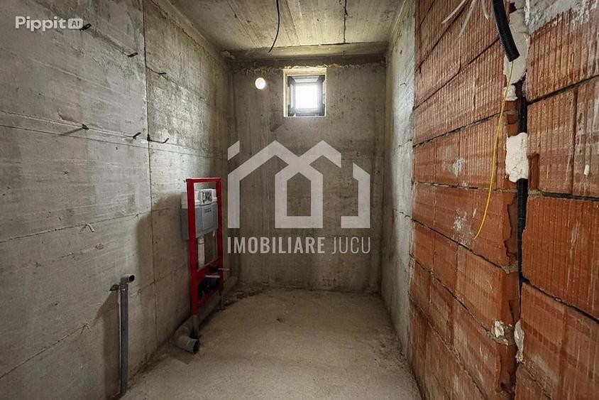 Casă cu 4 camere cu Teren 600 Mp în Jucu