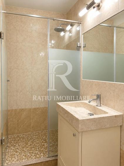 Apartament cu 2 camere decomandat, mobilat în Decebal