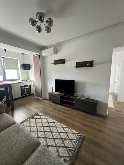 Apartament cu 2 camere semidecomandat în Pipera