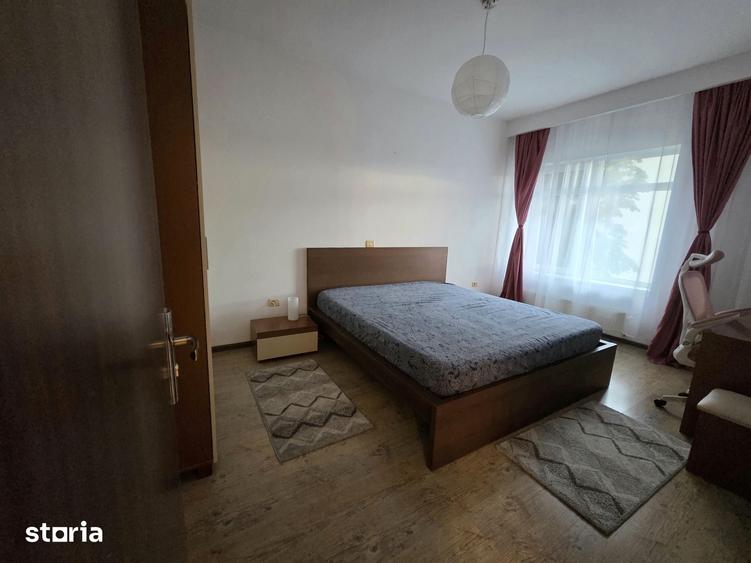 Apartament cu 2 camere semidecomandat în Centrul Civic