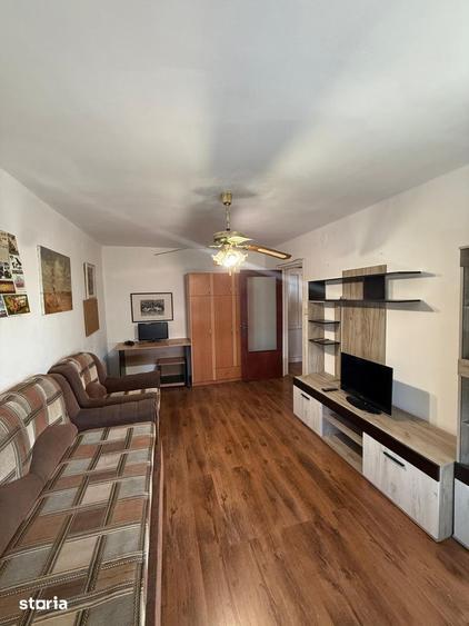 Apartament cu 2 camere decomandat în Obor