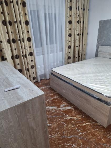 Apartament cu 2 camere decomandat în Micro 21