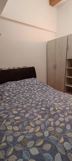 Apartament cu 4 camere decomandat în Aradului