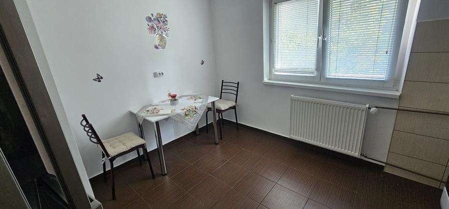 Apartament cu 2 camere decomandat în Sebastian
