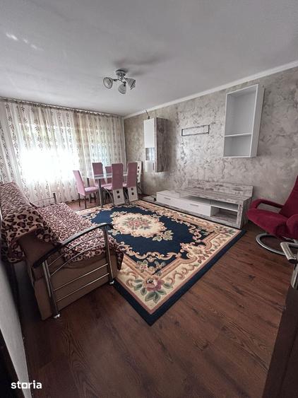 Apartament cu 3 camere decomandat în Obcini