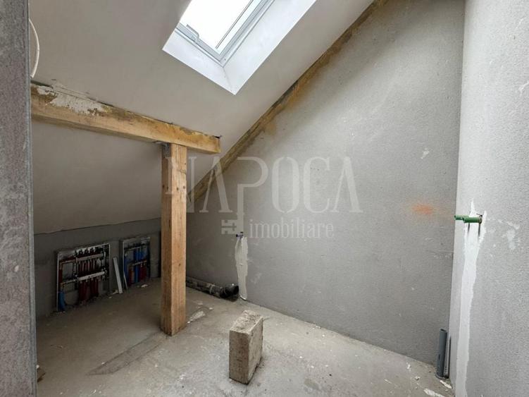 Duplex cu 4 camere cu Canalizare în Mănăștur