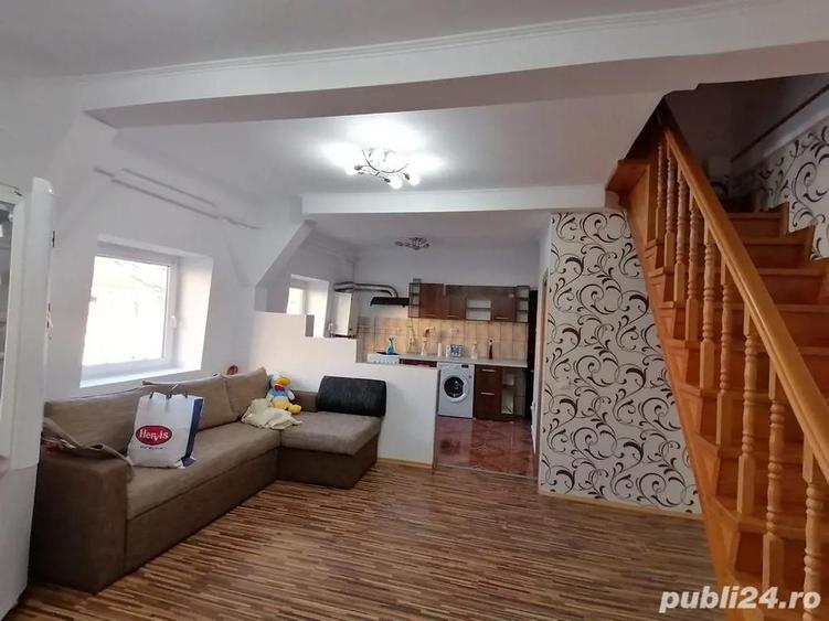Apartament cu 3 camere decomandat, mobilat în Ostroveni