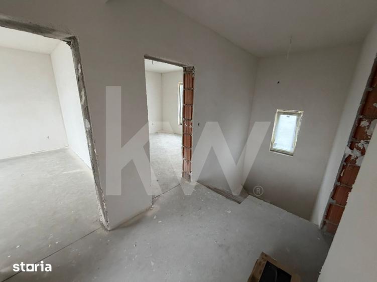 Casă cu 4 camere cu Teren 300 Mp în Șura Mică