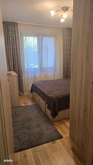 Apartament cu 4 camere în Crângași