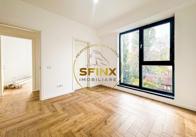 Apartament cu 3 camere semidecomandat în Ștefan cel Mare