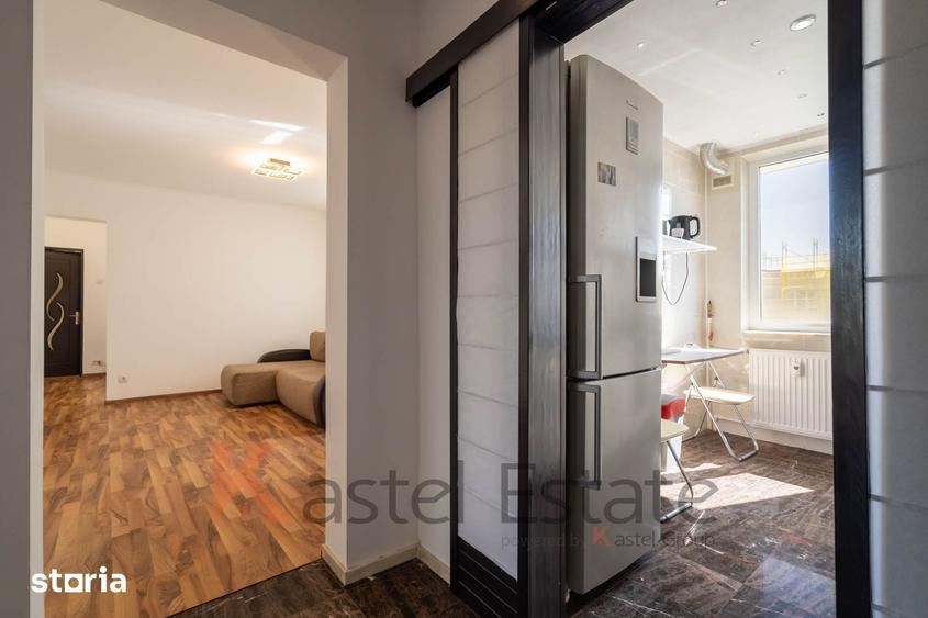 Apartament cu 3 camere în Tei