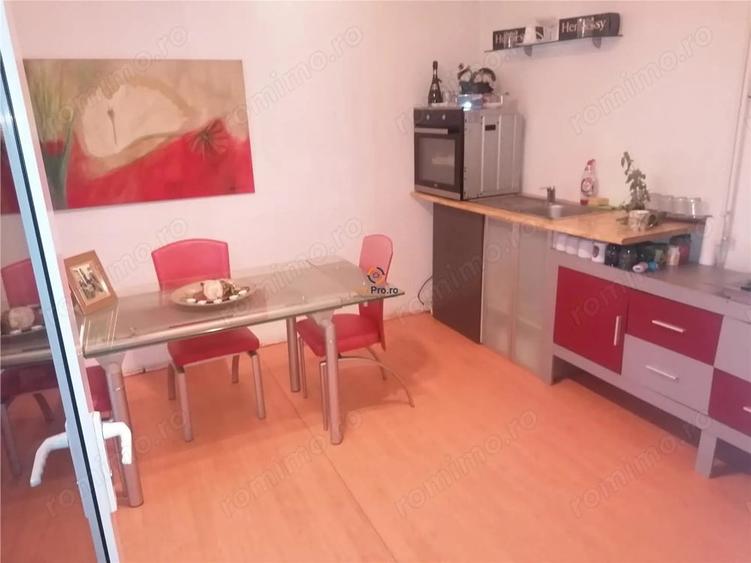 Casă cu 3 camere cu Teren 618 Mp în Girocului
