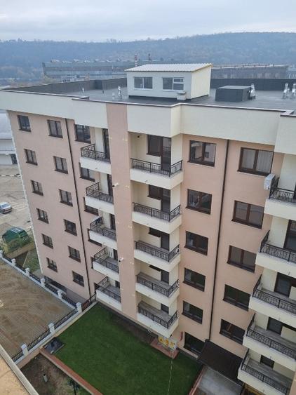 Apartament cu 2 camere semidecomandat în Cug