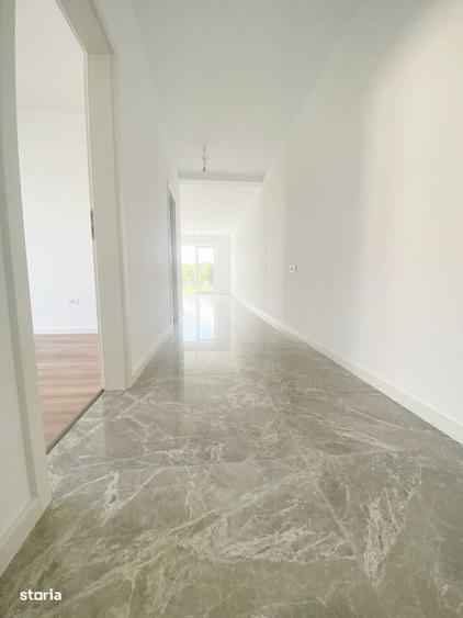 Casă cu 3 camere decomandat în Ghiroda