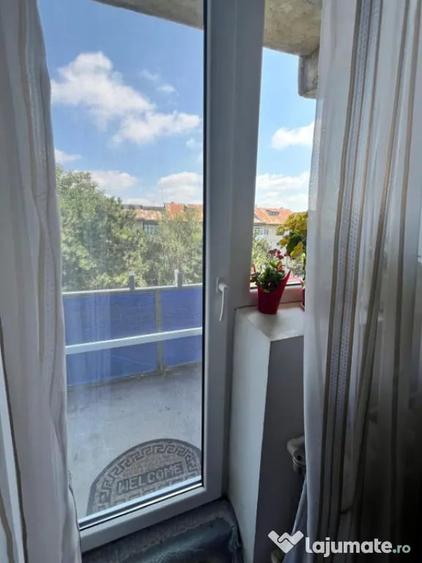 Apartament cu 3 camere decomandat în Rădăuți