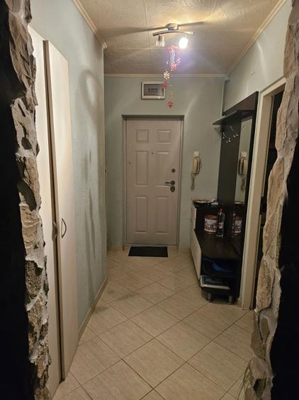 Apartament cu 2 camere decomandat în Micro 14