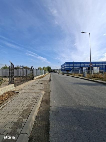 Teren de 26000 mp, în Central