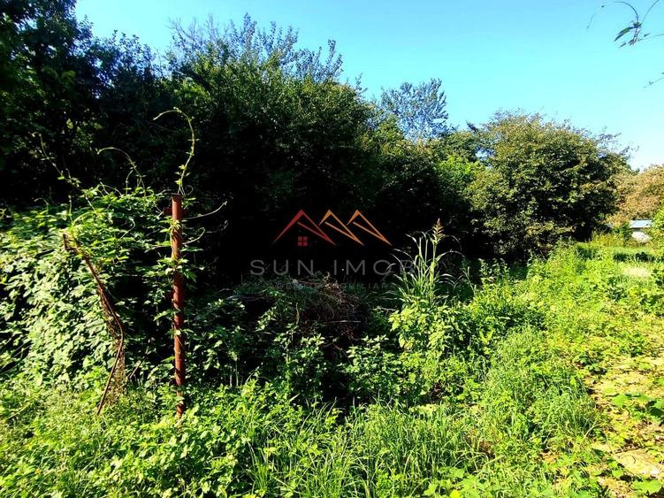 Casă individuală cu 4 camere cu Canalizare în Urleta