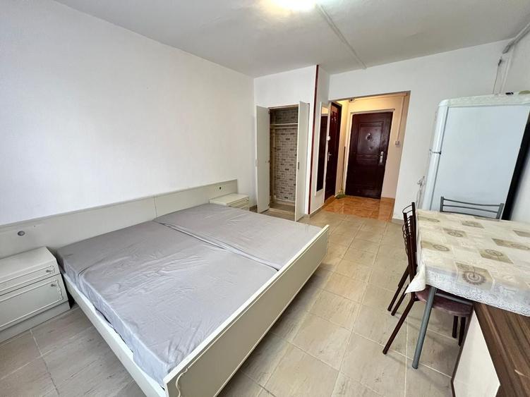 Garsonieră decomandată, mobilată în Dâmbul Rotund