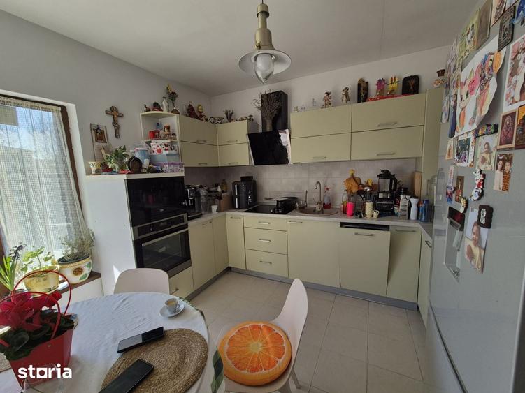 Casa in Darza (Buftea), carport, curte cocheta, utilata si mobilata - 4