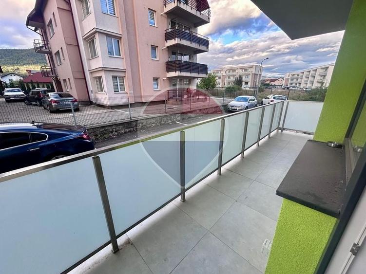 Apartament cu 2 camere decomandat, mobilat în Independenței