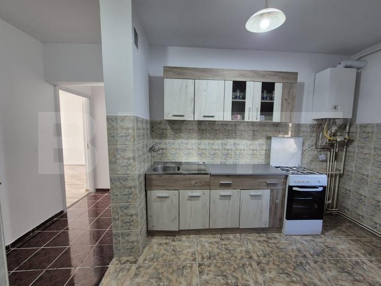 Apartament cu 2 camere decomandat, mobilat în Tudor