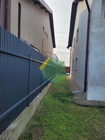 Casă individuală cu 5 camere cu Canalizare în Balotești