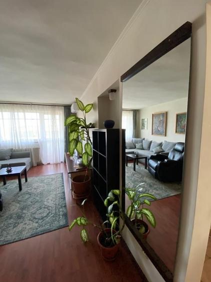 Apartament cu 2 camere semidecomandat în Grigorescu
