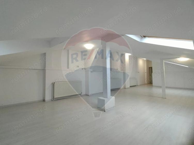 Casă cu 2 camere cu Teren 212 Mp în Dacia