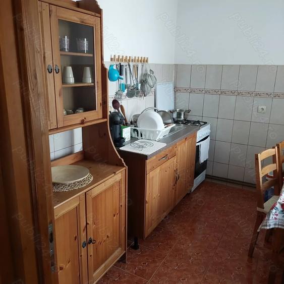 Casă cu 5 camere cu Teren 476 Mp în Central