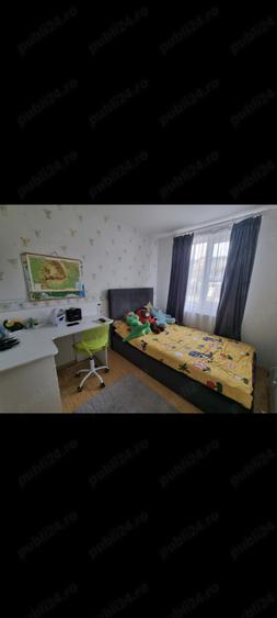 Casă cu 4 camere cu Teren 700 Mp în Central