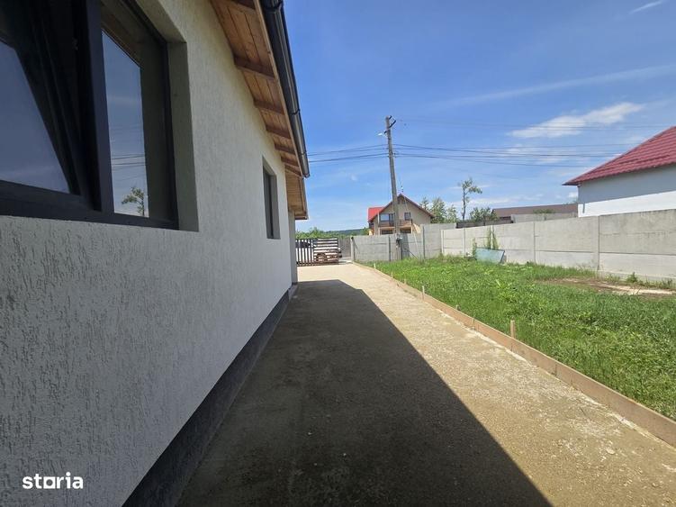 Casă cu 3 camere în Valea Stânii