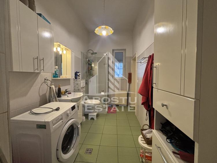 Casă individuală cu 3 camere cu Canalizare în Spitalul Județean