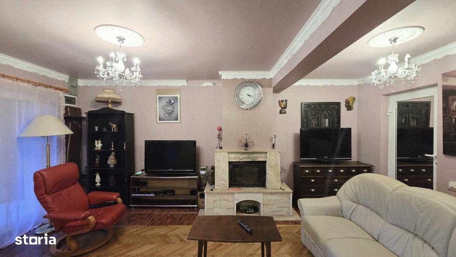 Casa/Pensiune,doua imobile intr-unul singur de vanzare, Bratca - 3