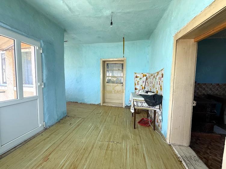 Casă cu 3 camere cu Teren 5393 Mp în Medișa